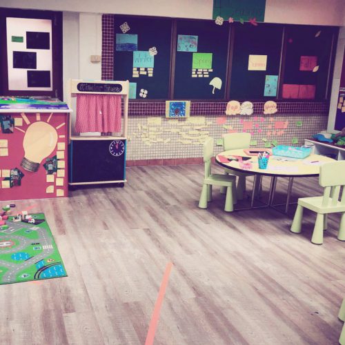 kindergarten-classroom-2021-08-30-00-23-43-utc